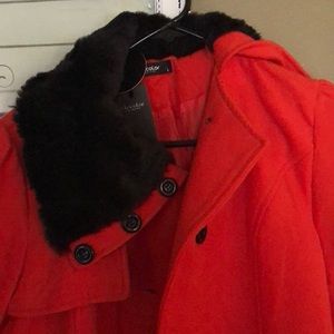 Red cotton/terylene coat with faux fur collar